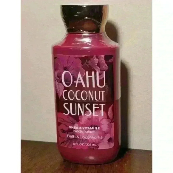Bath & Body Works Lotion Oahu Coconut Sunset Body Lotion 8 oz - Picture 2 of 7
